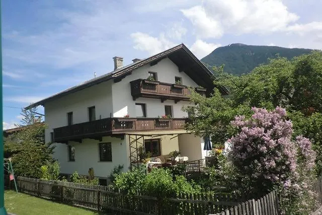 هاوس زابين براونيغر شقة